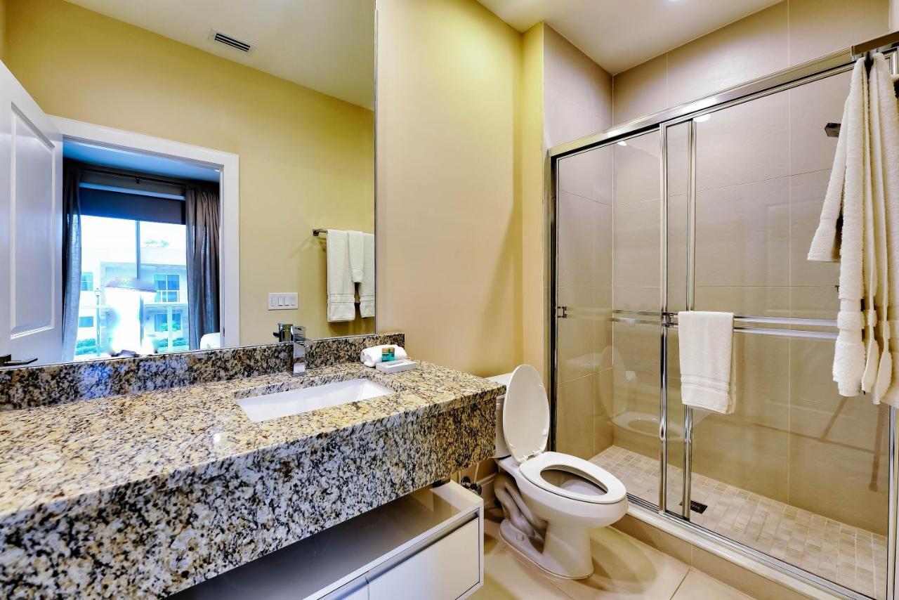 Beautiful Townhome Overlooking The Lake And The Pool Orlando Dış mekan fotoğraf